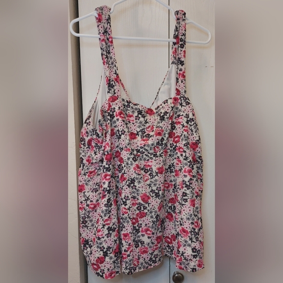 Torrid Floral Baby Doll Tank Top Size 5 5X Camisole Wide Straps Flowy Stretchy - Picture 7 of 8